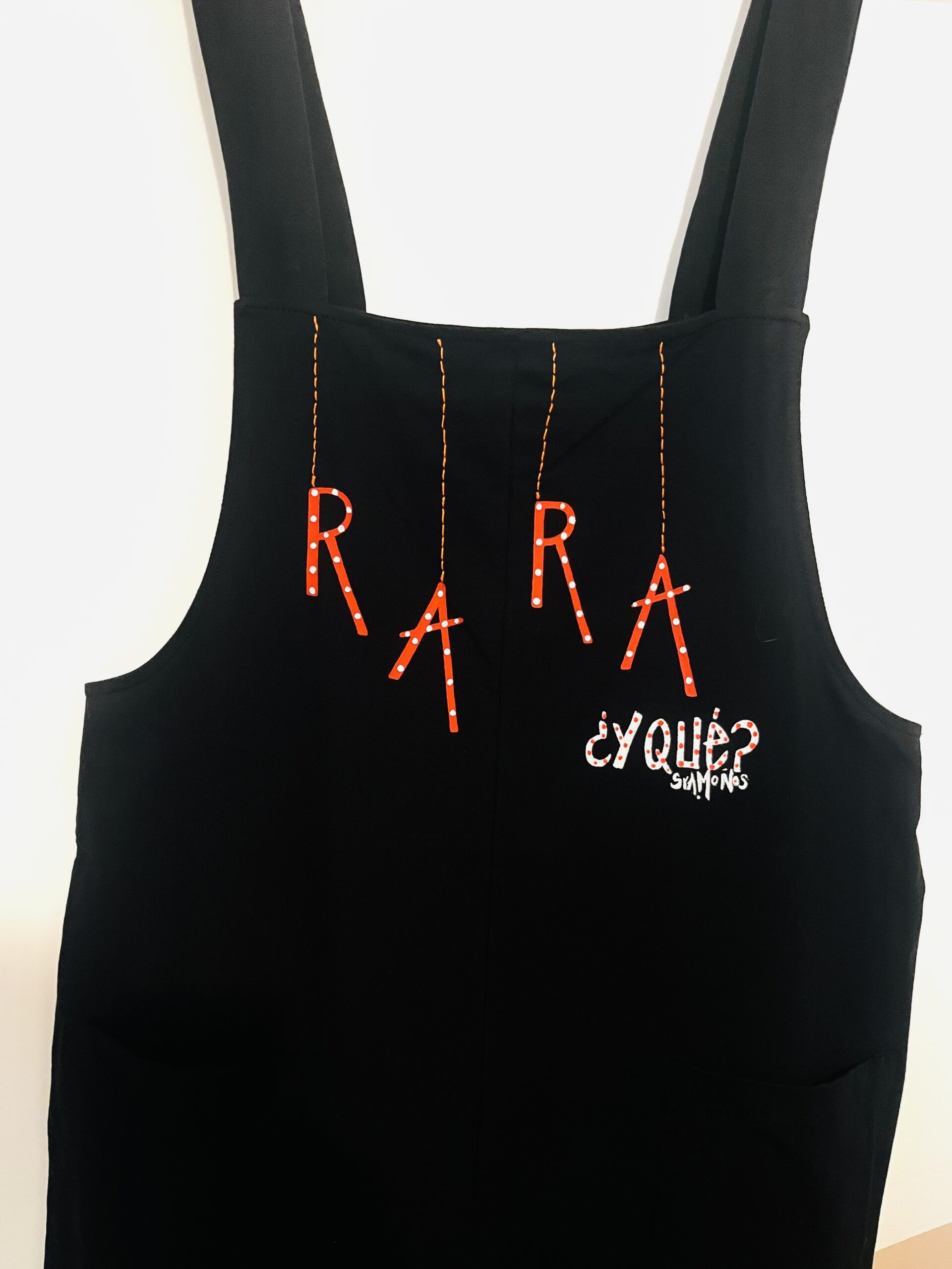 petro negro Rara y qúe detalle