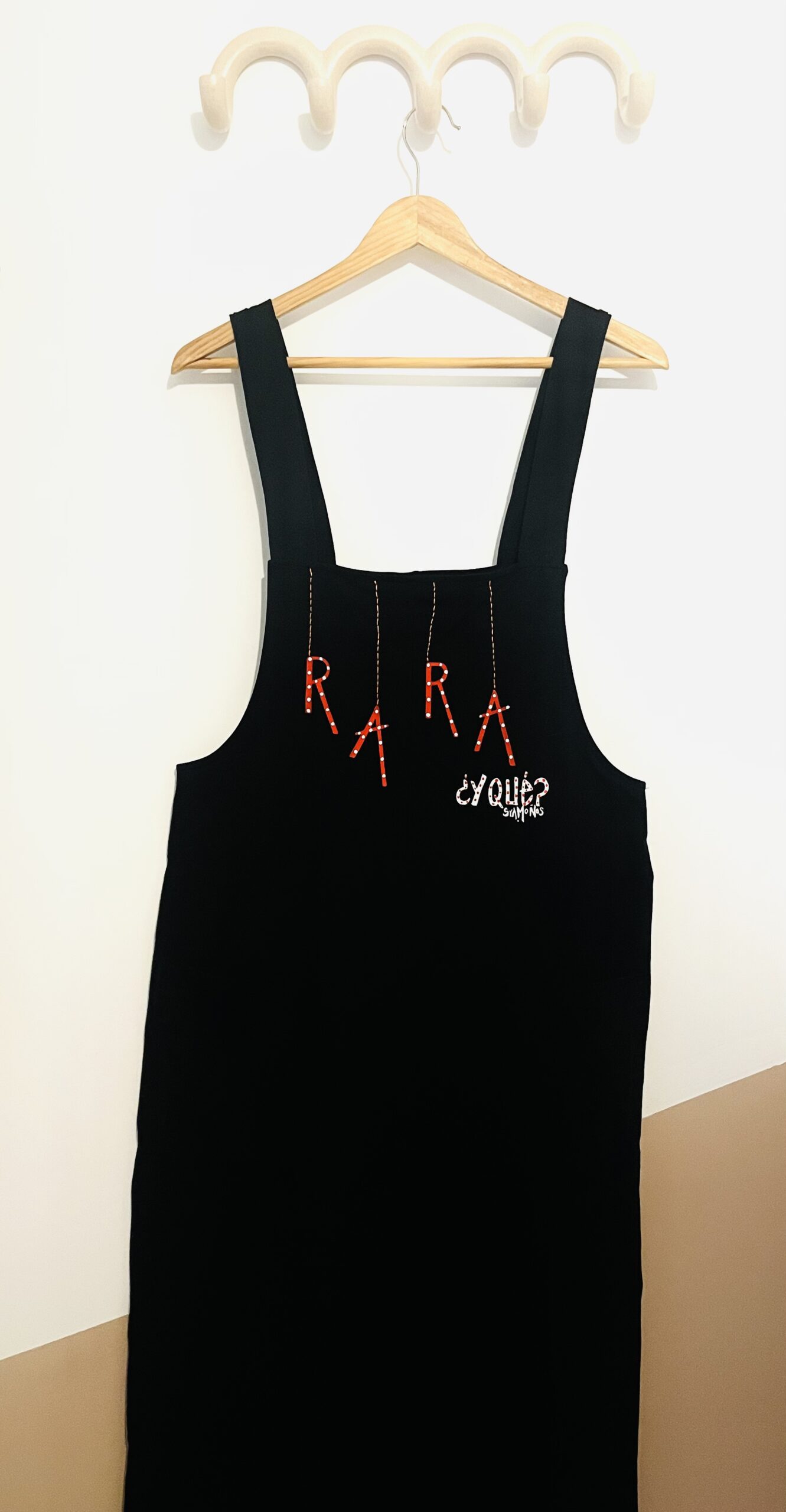 petro negro Rara y qúe